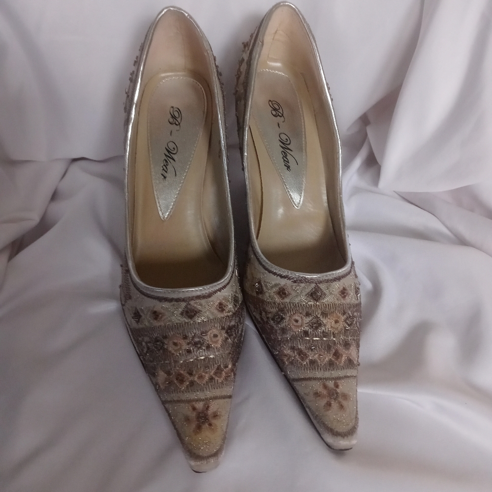 B-Wear Wedge Heels Sz 8.5